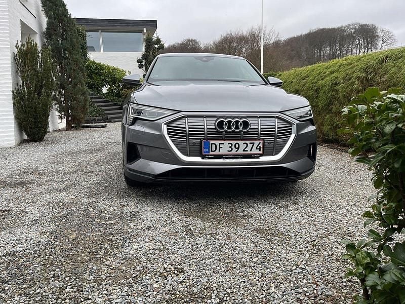 Brugt Audi e-tron 300 kW (408 HK) 2019 Beigemetal SUV
