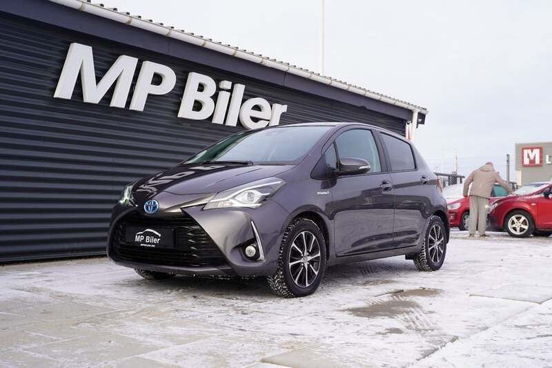 Gråmetal Brugt 2018 Toyota Yaris Hybrid H3 Hatchback | 109.900 kr. (Fair pris) - Billede 1/4