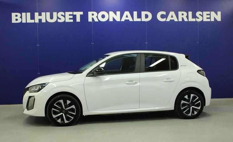 Hvid Brugt 2025 Peugeot e-208 Style Hatchback | 159.900 kr. (Fair pris) - Billede 1/4