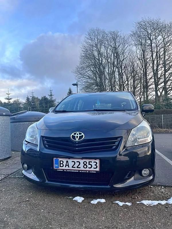 Brugt 2012 Toyota Verso MPV | 55.000 kr. (God pris) - Billede 1/4
