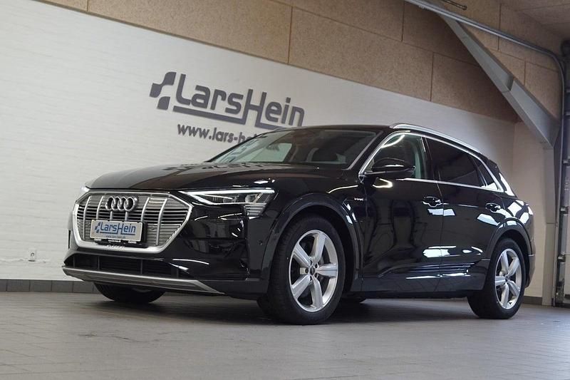 Sortmetal Brugt 2023 Audi e-tron Advanced SUV | 384.800 kr. (Fair pris) - Billede 1/4