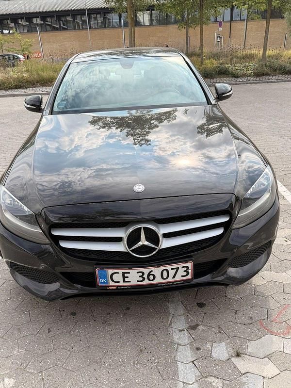Sortmetal Brugt 2014 Mercedes C220 Sedan | 179.900 kr. (Fair pris) - Billede 1/3