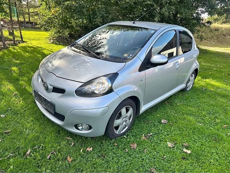 Brugt 2010 Toyota Aygo Hatchback | 24.000 kr. (Fair pris) - Billede 1/4