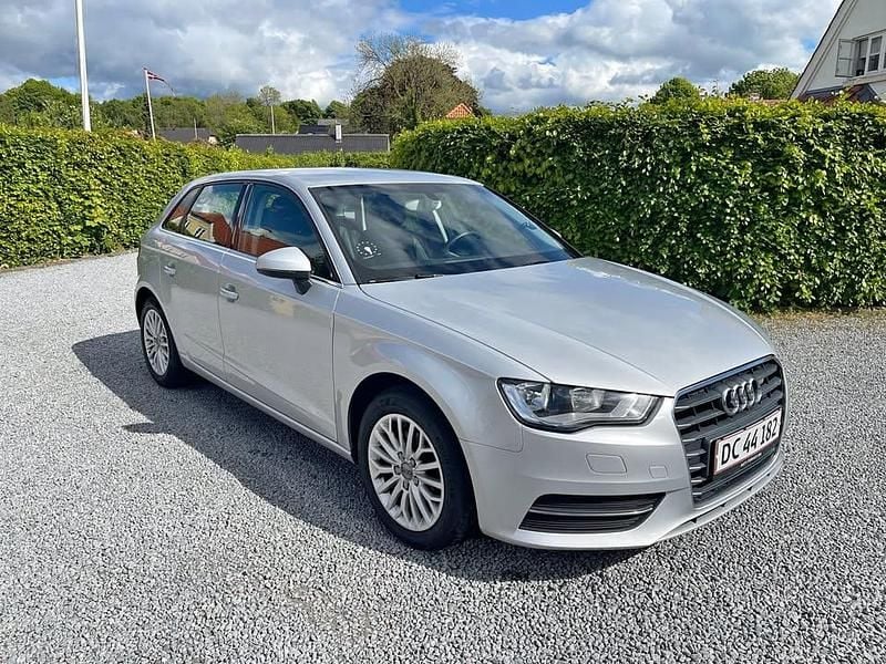 Grå Brugt 2014 Audi A3 Sportback Hatchback | 90.000 kr. (Fair pris) - Billede 1/4
