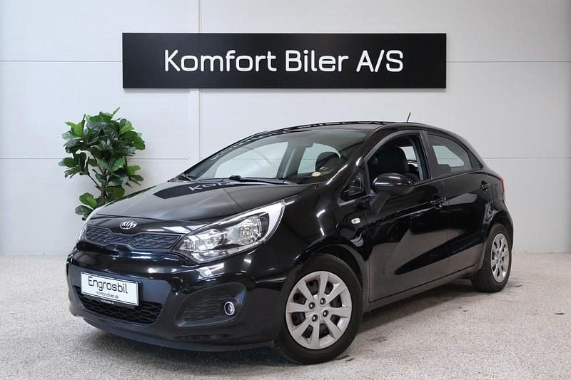 Sortmetal Brugt 2013 Kia Rio Active Hatchback | 29.900 kr. (God pris) - Billede 1/4