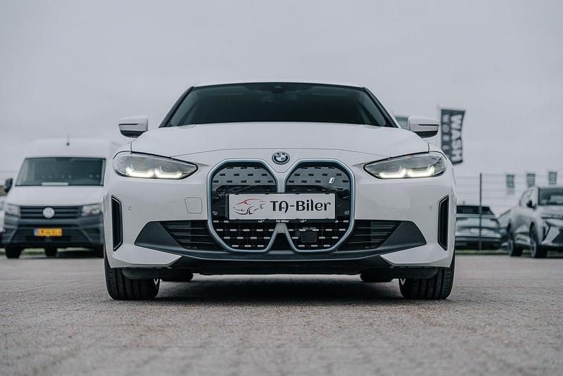 Brugt BMW i4 250 kW (340 HK) 2023 Hvid Sedan