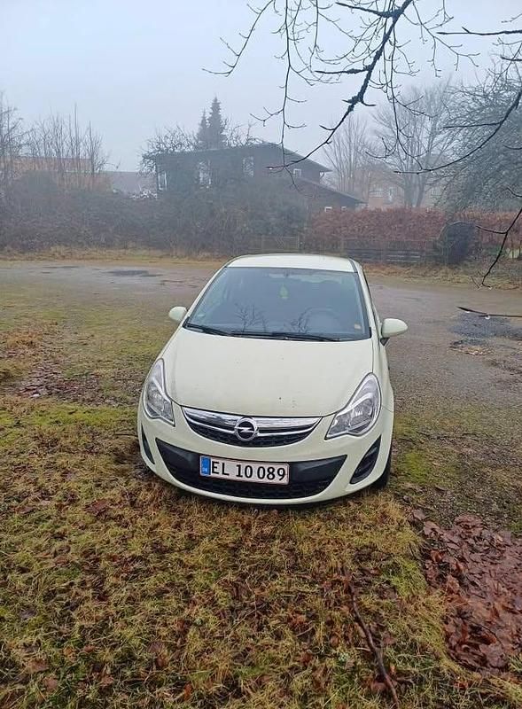 Brugt Opel Corsa 65 HK (47 kW) 2012 Hatchback