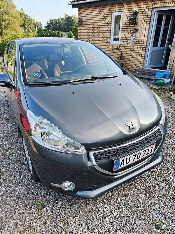 Grå Brugt 2014 Peugeot 208 Hatchback | 40.000 kr. - Billede 1/4