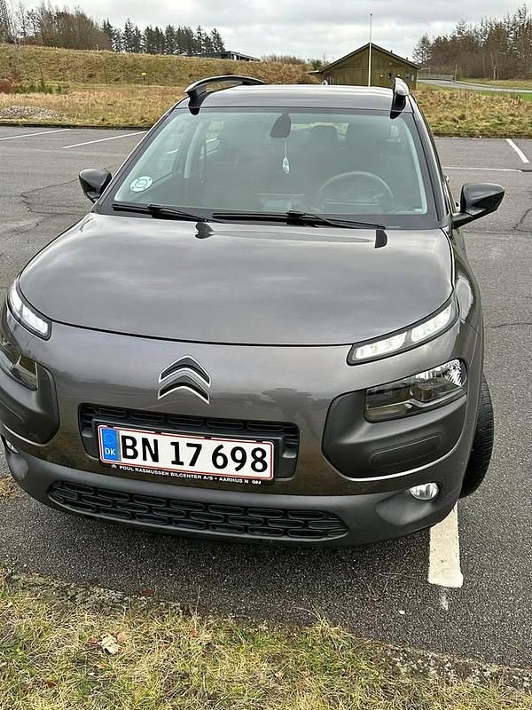 Brugt 2017 Citroën C4 Sedan | 55.000 kr. (God pris) - Billede 1/4