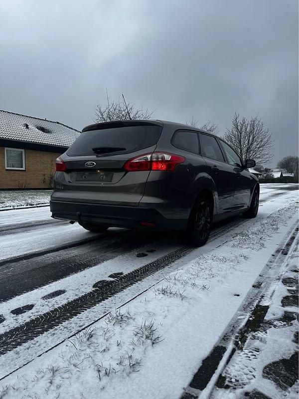 Brugt Ford Focus 105 HK (77 kW) 2012