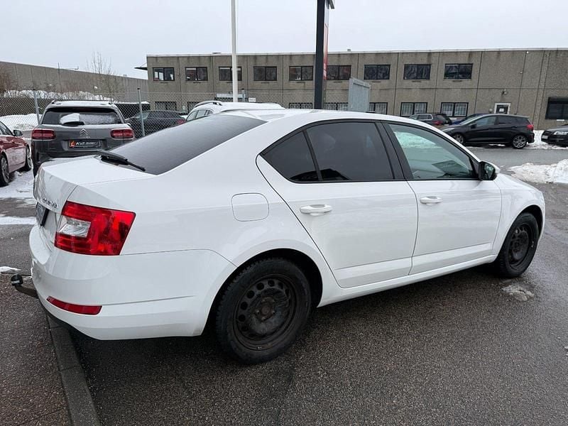 Brugt Skoda Octavia Active 140 HK (102 kW) 2013 Hvid Hatchback