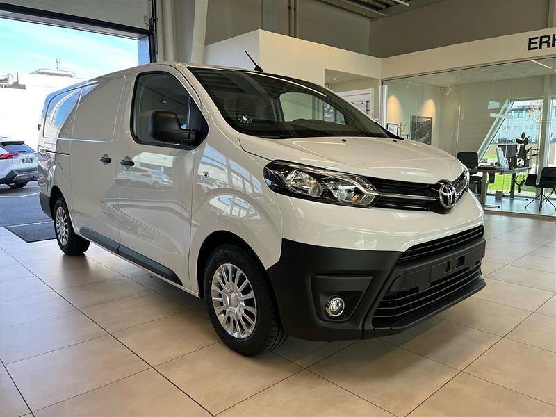 Icy white Brugt 2024 Toyota Proace Comfort MPV | 234.900 kr. - Billede 1/4