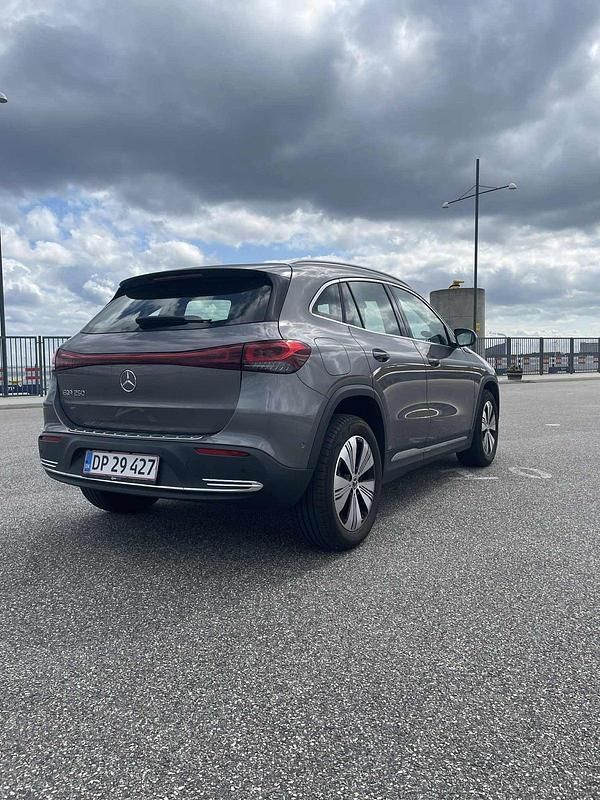Brugt Mercedes EQA250 139 kW (190 HK) 2021 Grå SUV