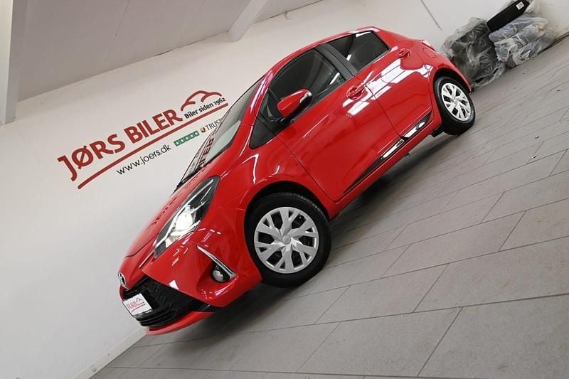 Rød Brugt 2020 Toyota Yaris Limited Hatchback | 79.800 kr. (Super pris) - Billede 1/4