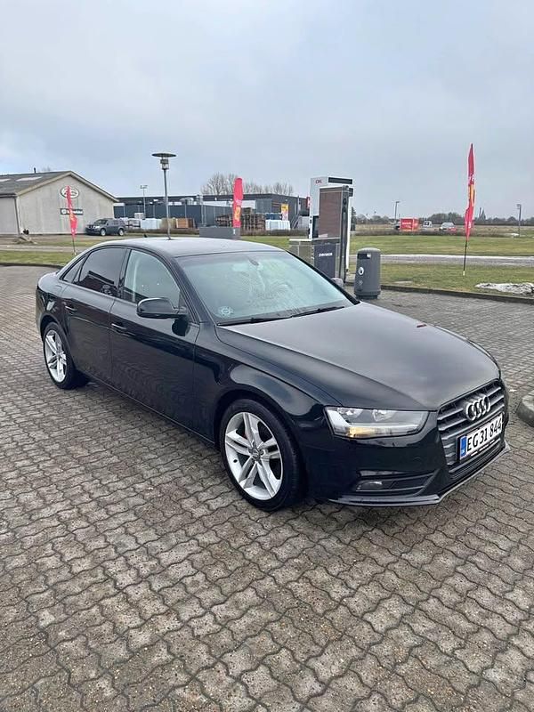 Brugt Audi A4 Comfort 150 HK (110 kW) 2014 Sort Sedan