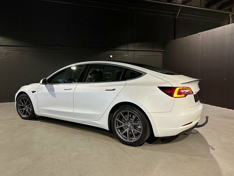 Solgt Tesla Model 3 Standard Range+., brugt 2019, km 94.000 i Smørum