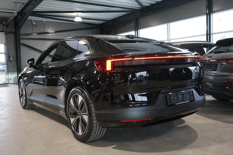 Ny Polestar 4 200 kW (272 HK) 2025 Sortmetal SUV