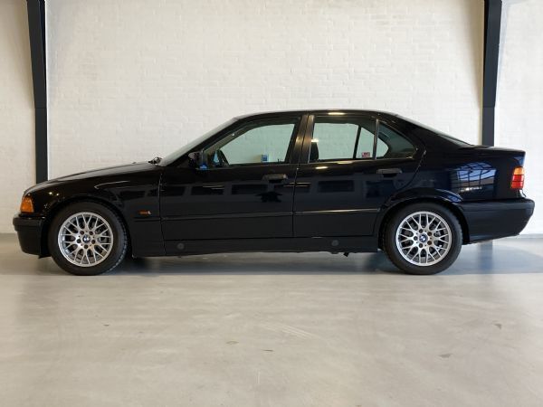Brugt 1994 BMW 325 Sedan | 59.000 kr. - Billede 1/4