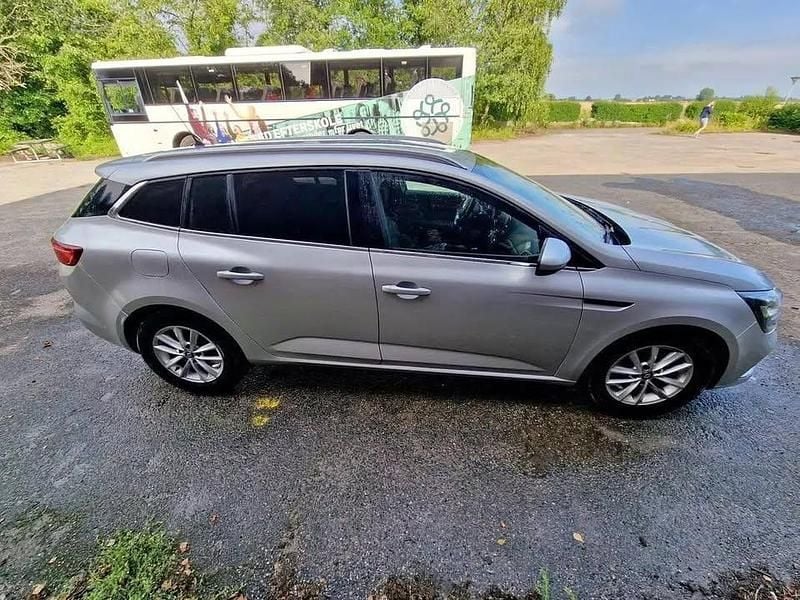 Grå Brugt 2018 Renault Mégane GrandTour Stationcar | 71.000 kr. (Super pris) - Billede 1/4