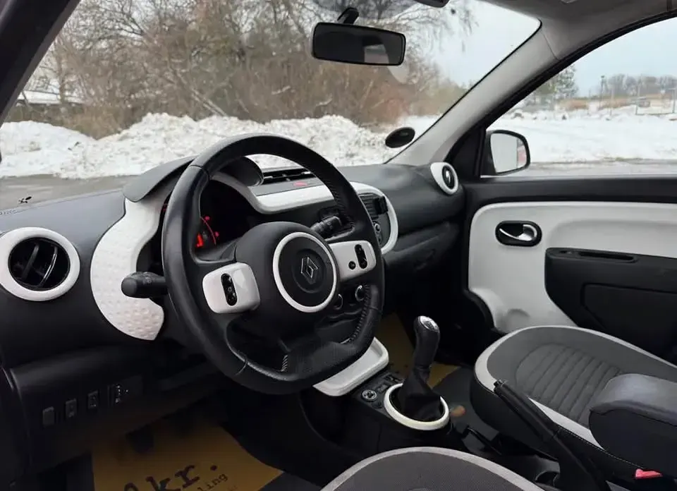 Brugt Renault Twingo Expression 70 HK (2015) i Slagelse, Danmark - 25. ...