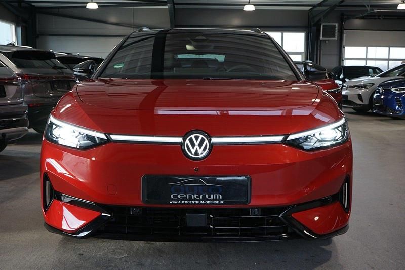 Brugt VW ID.7 Style 210 kW (286 HK) 2025 Rødmetal Stationcar