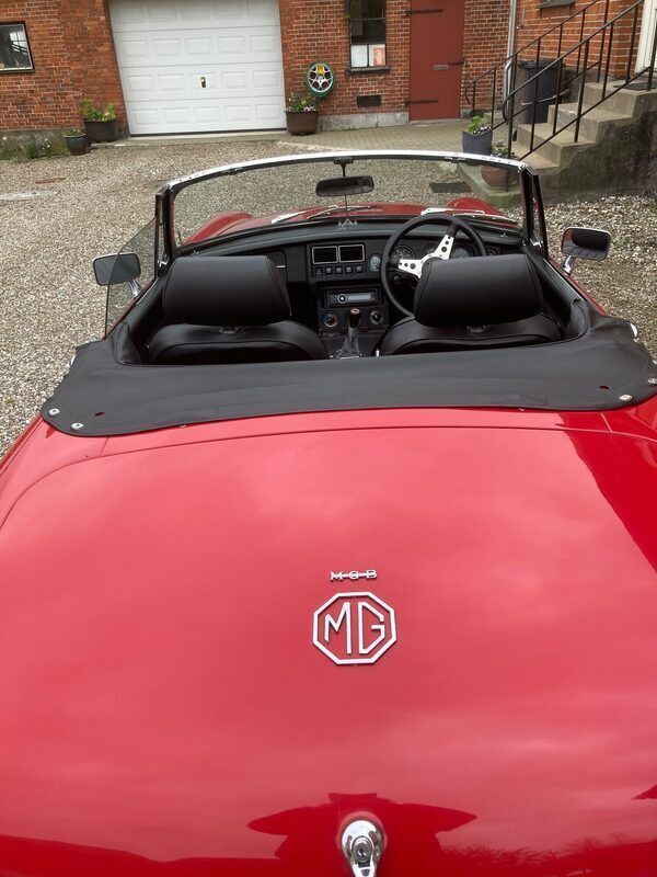 Brugt MG B 175 HK (128 kW) 1971 Rød