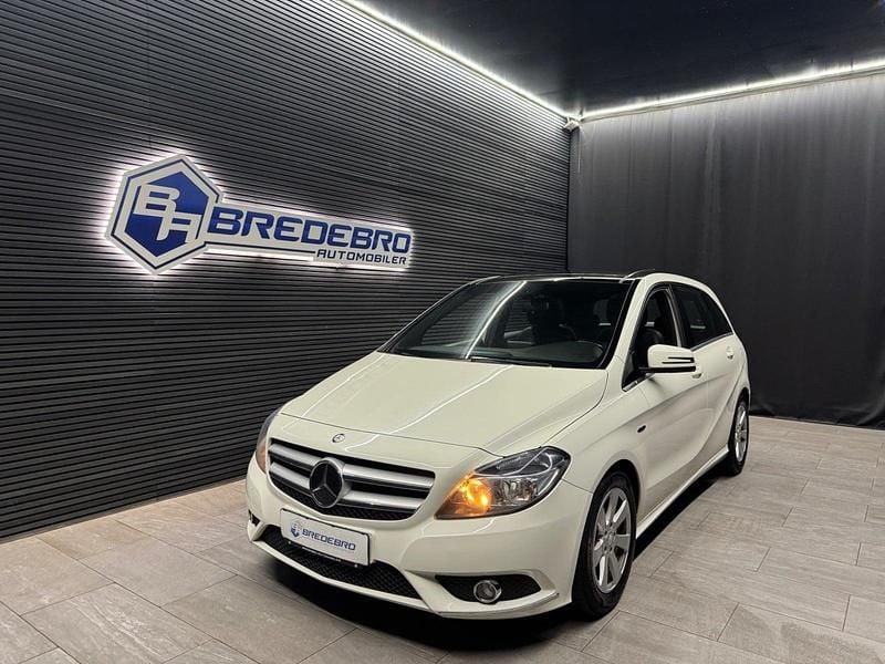 Perlemorshvid Brugt 2012 Mercedes B200 MPV | 74.500 kr. (Fair pris) - Billede 1/4