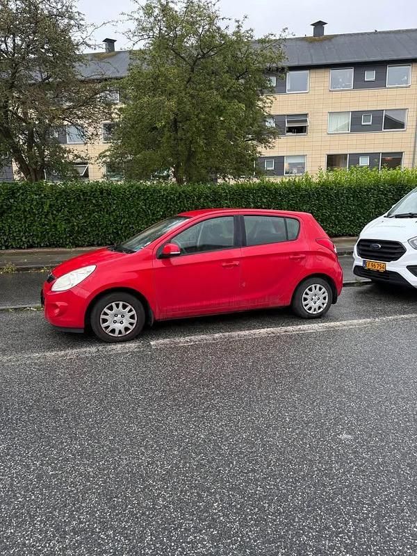 Brugt Hyundai i20 159 HK (116 kW) 2011 Grå Hatchback