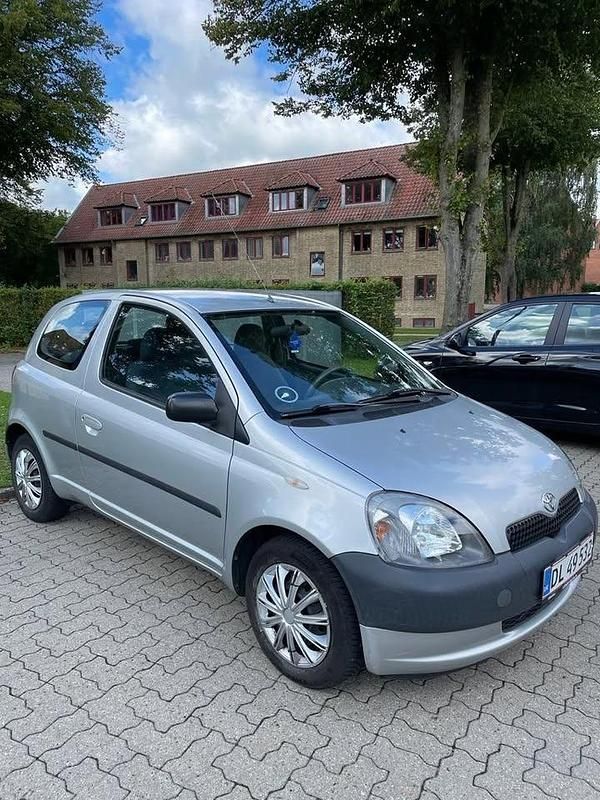 Brugt Toyota Yaris 68 HK (50 kW) 2002 Hatchback