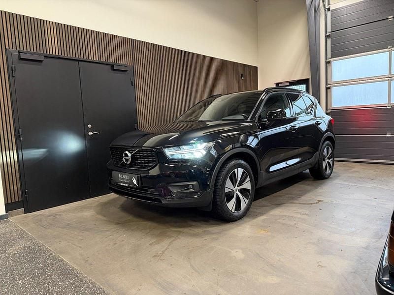 Sortmetal Brugt 2021 Volvo XC40 R-Design SUV | 279.800 kr. (Fair pris) - Billede 1/4