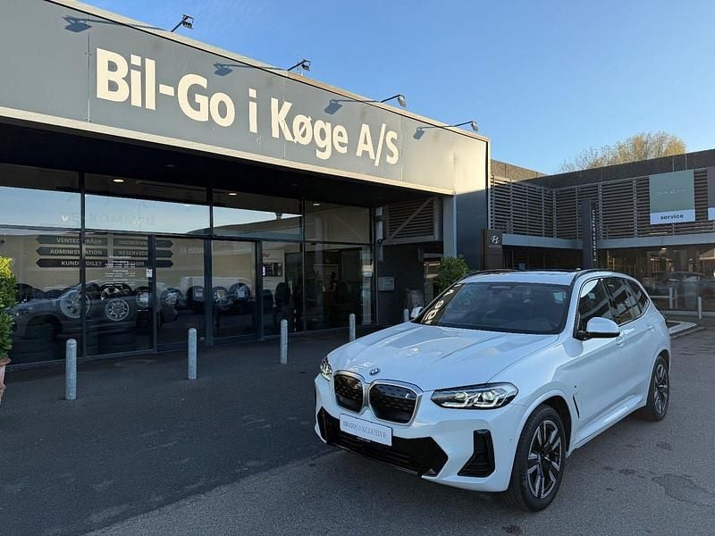 Hvid Brugt 2023 BMW iX3 M Sport SUV | 369.900 kr. (Super pris) - Billede 1/4