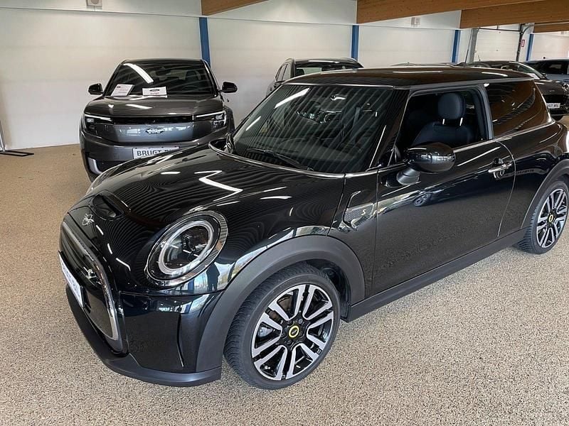 Sortmetal Brugt 2022 Mini Cooper SE Classic Hatchback | 159.900 kr. (Lidt for dyr) - Billede 1/4