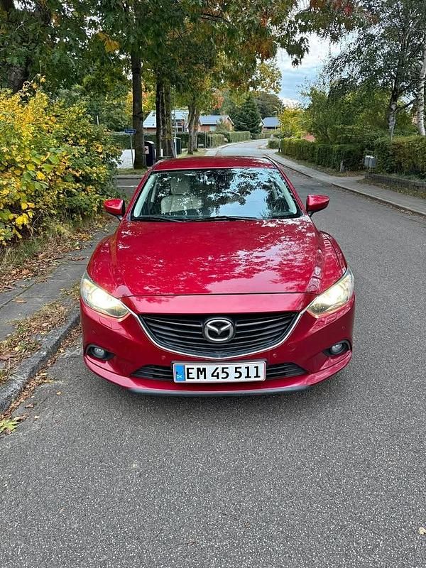 Rød Brugt 2013 Mazda 6 Sedan | 63.000 kr. (God pris) - Billede 1/4