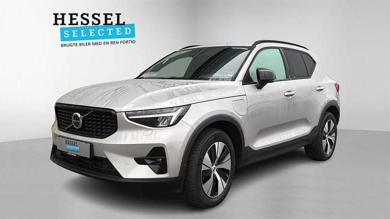Grå Brugt 2022 Volvo XC40 Plus SUV | 289.900 kr. (God pris) - Billede 1/4