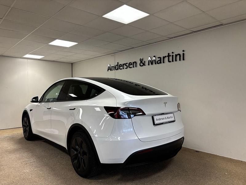 Brugt Tesla Model Y Long Range RWD 250 kW (340 HK) 2025 Hvidmetal SUV