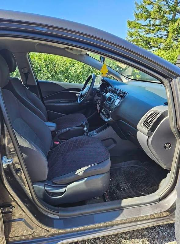 Brugt Kia Rio 69 HK (50 kW) 2017 Grå Hatchback