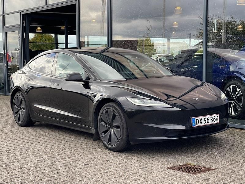 Sort Brugt 2023 Tesla Model 3 RWD Sedan | 219.900 kr. (God pris) - Billede 1/3