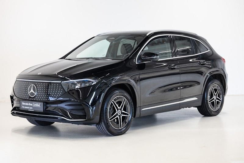 Farve: sort Brugt 2025 Mercedes EQA250+ AMG SUV | 354.900 kr. (Fair pris) - Billede 1/4