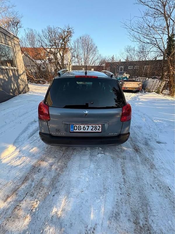 Brugt Peugeot 207 92 HK (67 kW) 2011 Stationcar