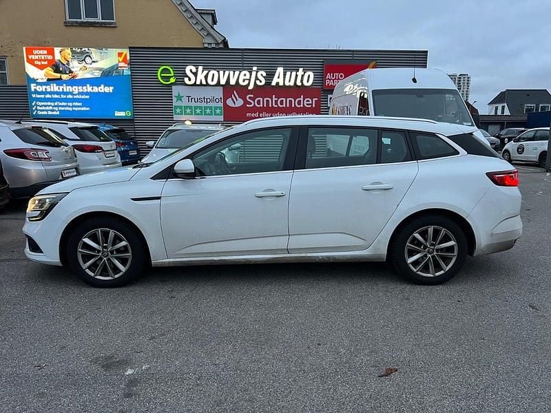 Hvid Brugt 2016 Renault Mégane IV Zen Stationcar | 82.900 kr. (Dyr) - Billede 1/2