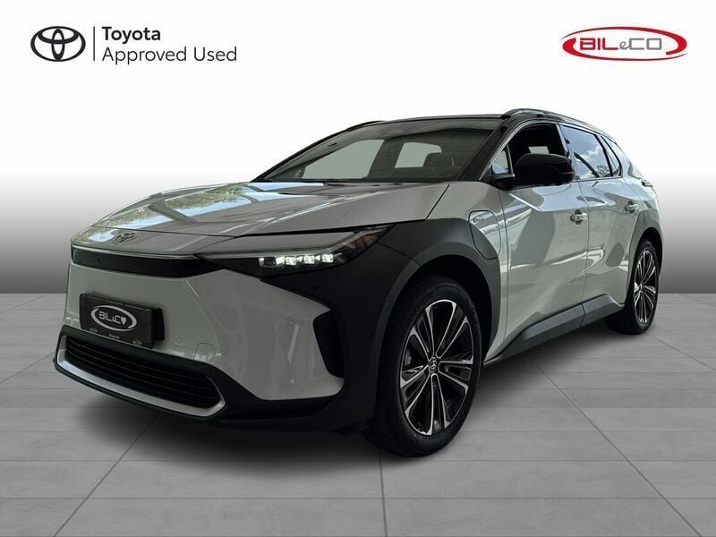 Pearl wihte/astral black Brugt 2024 Toyota bZ4X Executive SUV | 339.900 kr. (Lidt for dyr) - Billede 1/4