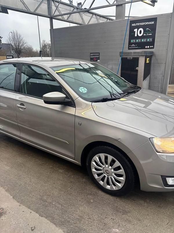 Brugt Skoda Rapid 2014 Hatchback