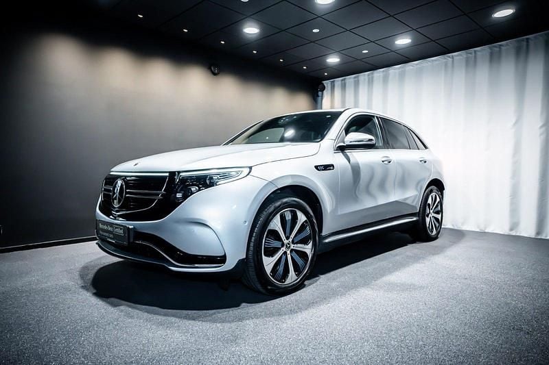 Farve: sølvmetal Brugt 2020 Mercedes EQC400 AMG line SUV | 359.900 kr. (God pris) - Billede 1/4