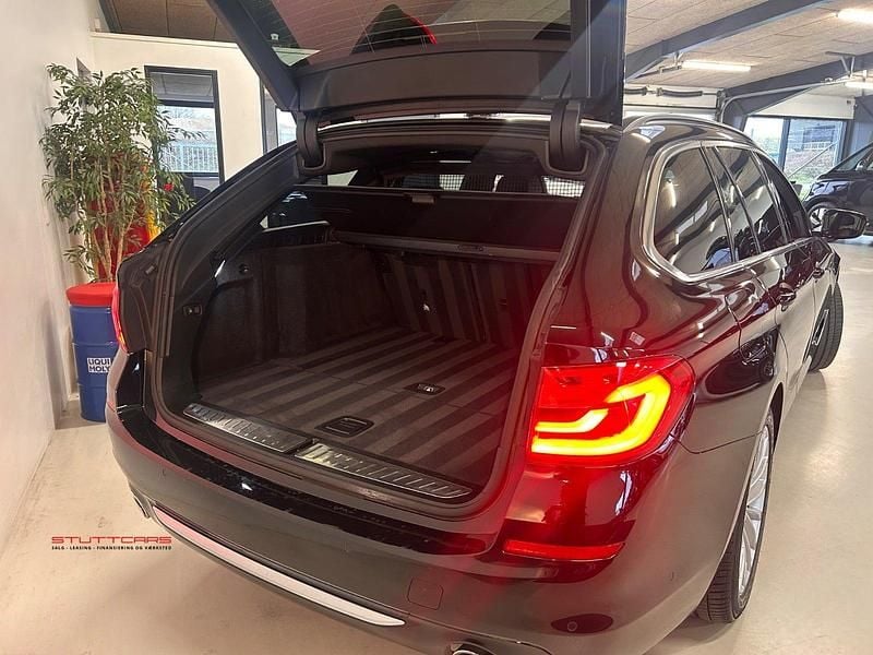 Brugt BMW 525 Luxury Line 231 HK (169 kW) 2019 Sortmetal Stationcar
