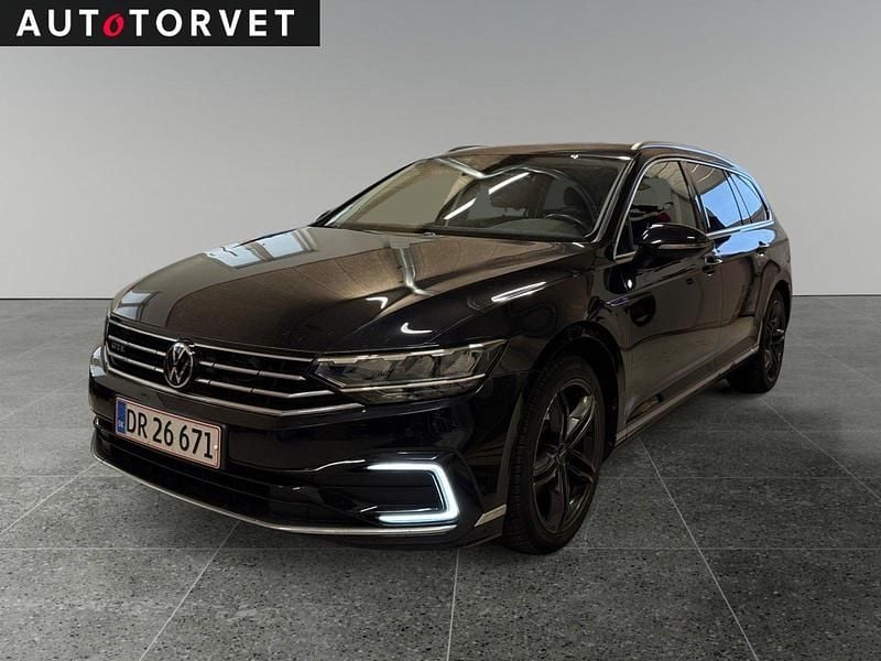 Sort Brugt 2022 VW Passat GTE Stationcar | 269.700 kr. (Fair pris) - Billede 1/4
