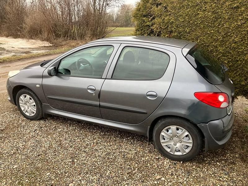 Brugt Peugeot 206+ 68 HK (50 kW) 2011 Hatchback
