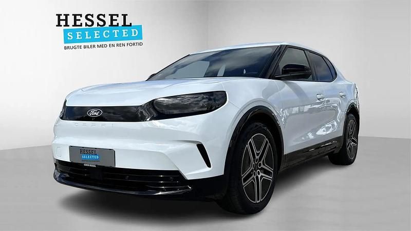 Frozen white Ny 2025 Ford Capri Premium SUV | 324.900 kr. (God pris) - Billede 1/4