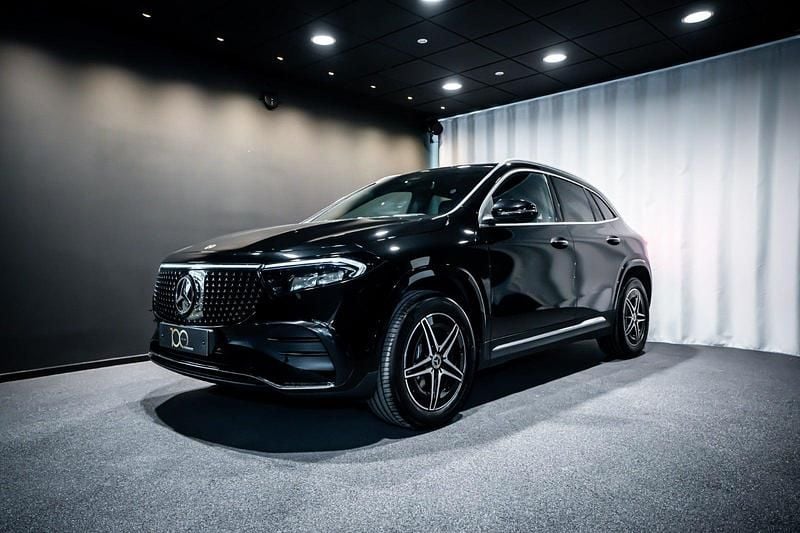Farve: sortmetal Brugt 2025 Mercedes EQA250+ Premium SUV | 389.900 kr. (Fair pris) - Billede 1/4
