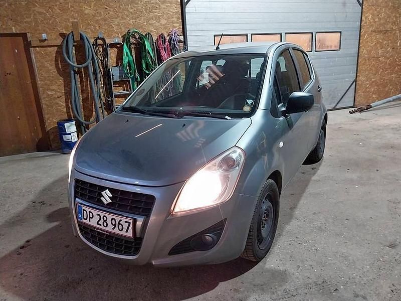 Brugt Suzuki Splash 68 HK (50 kW) 2013 Grå Hatchback