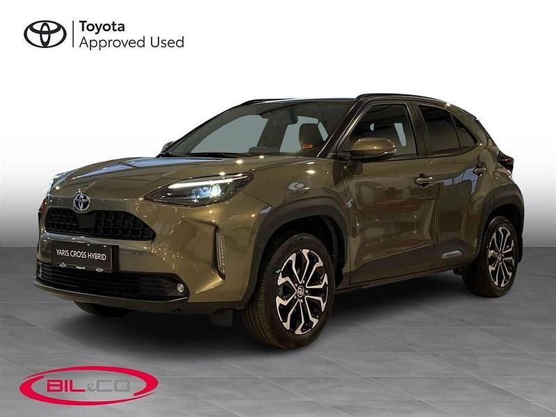 Oxide bronze Brugt 2023 Toyota Yaris Cross Plus SUV | 275.100 kr. (Fair pris) - Billede 1/3